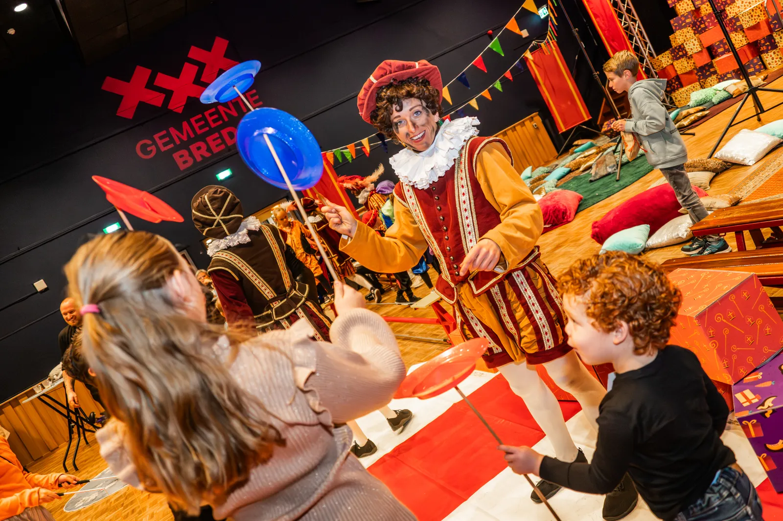 Circus van de Sint — zelf circuskunsten leren met de Pieten